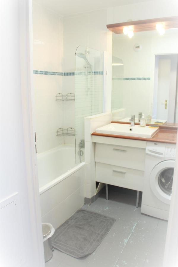 Logement Familial Tout Equipe Saint-Denis  Exterior foto